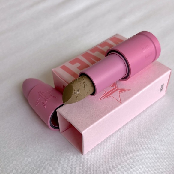 Jeffree Star Velvet Trap Lipstick Unphazed - Picture 3 of 3